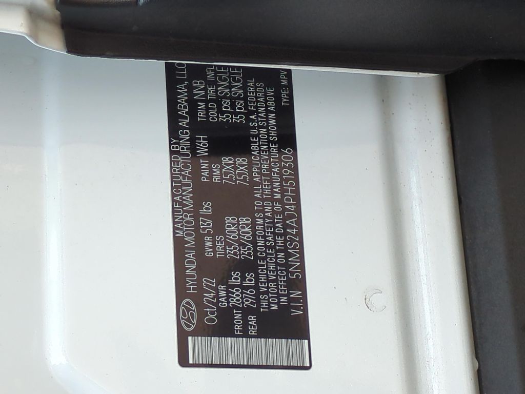 Used 2023 White Hyundai SEL image 25