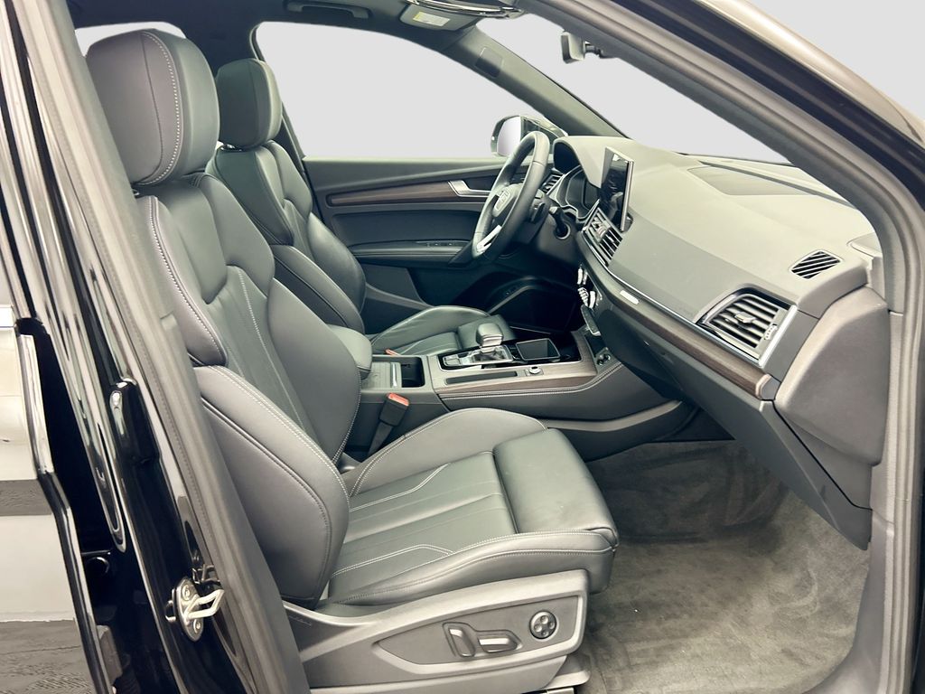 Thumbnail: 2021 Audi Q5 - 19