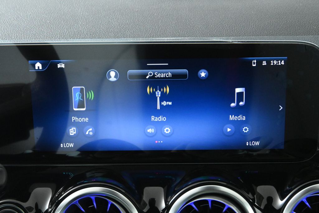 Thumbnail: 2026 Mercedes-Benz GLA - 17