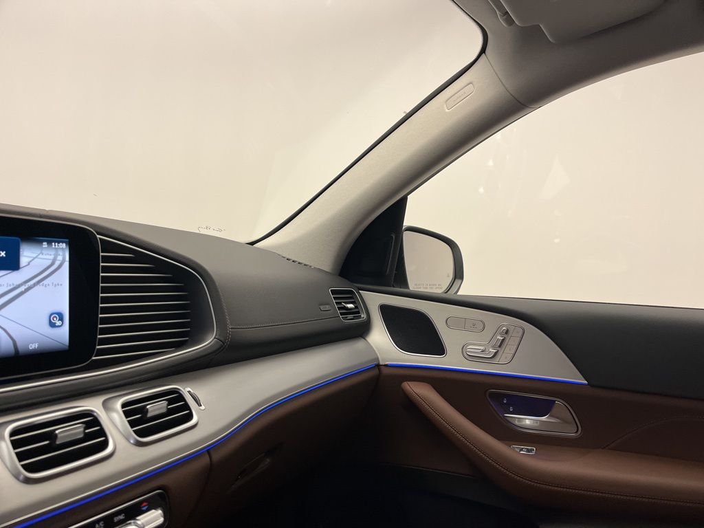 Thumbnail: 2026 Mercedes-Benz GLE - 21