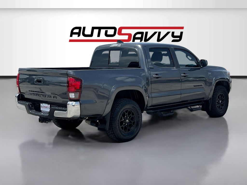Used 2022 Gray Toyota SR5 image 7