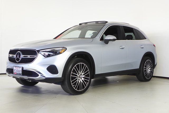 2023 Mercedes-Benz GLC GLC 300 2