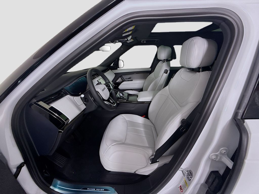 Thumbnail: 2026 Land Rover Range Rover Sport - 19
