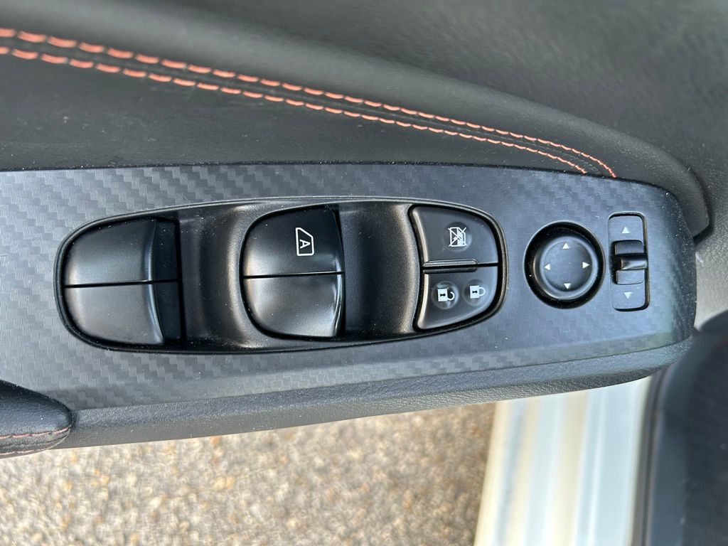 Thumbnail: 2020 Nissan Altima - 17