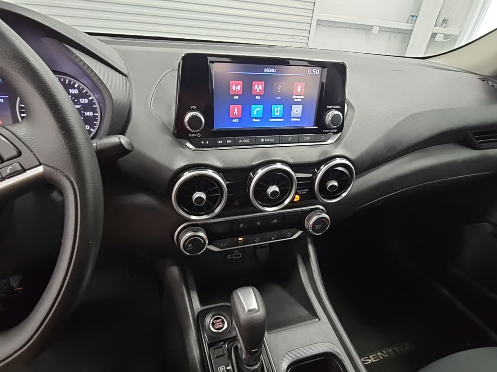 2022 Nissan Sentra S photo
