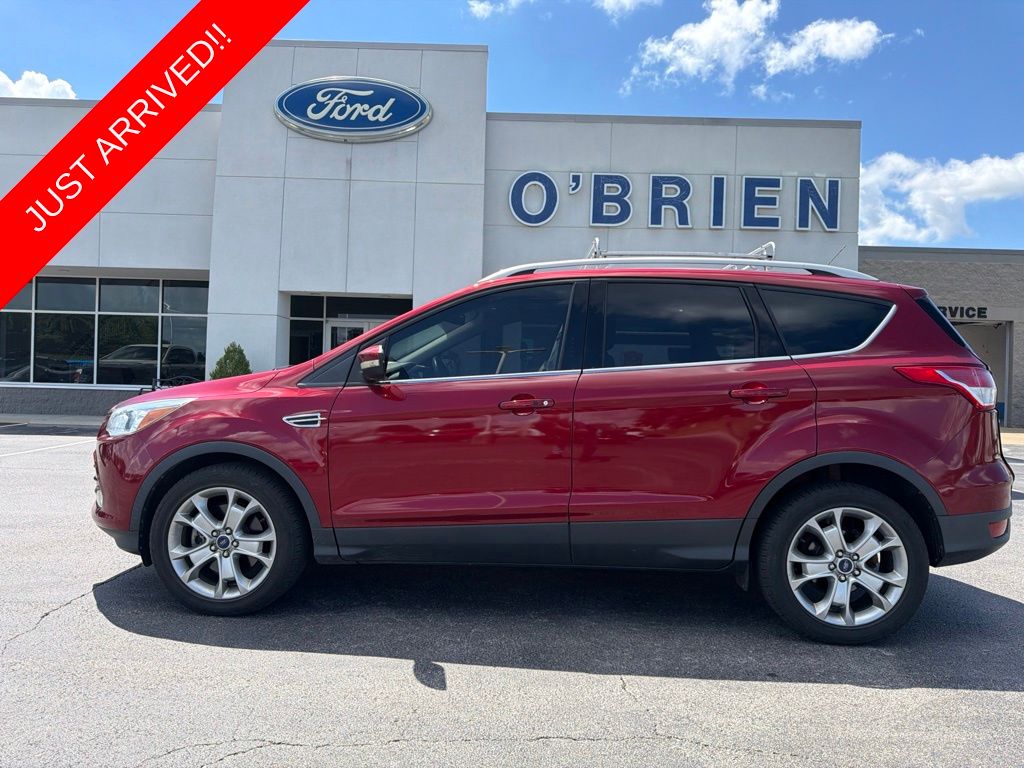 Ruby Red Metallic 2016 Ford Escape SUV / Crossover Front-Wheel Drive 6-Speed Automatic
