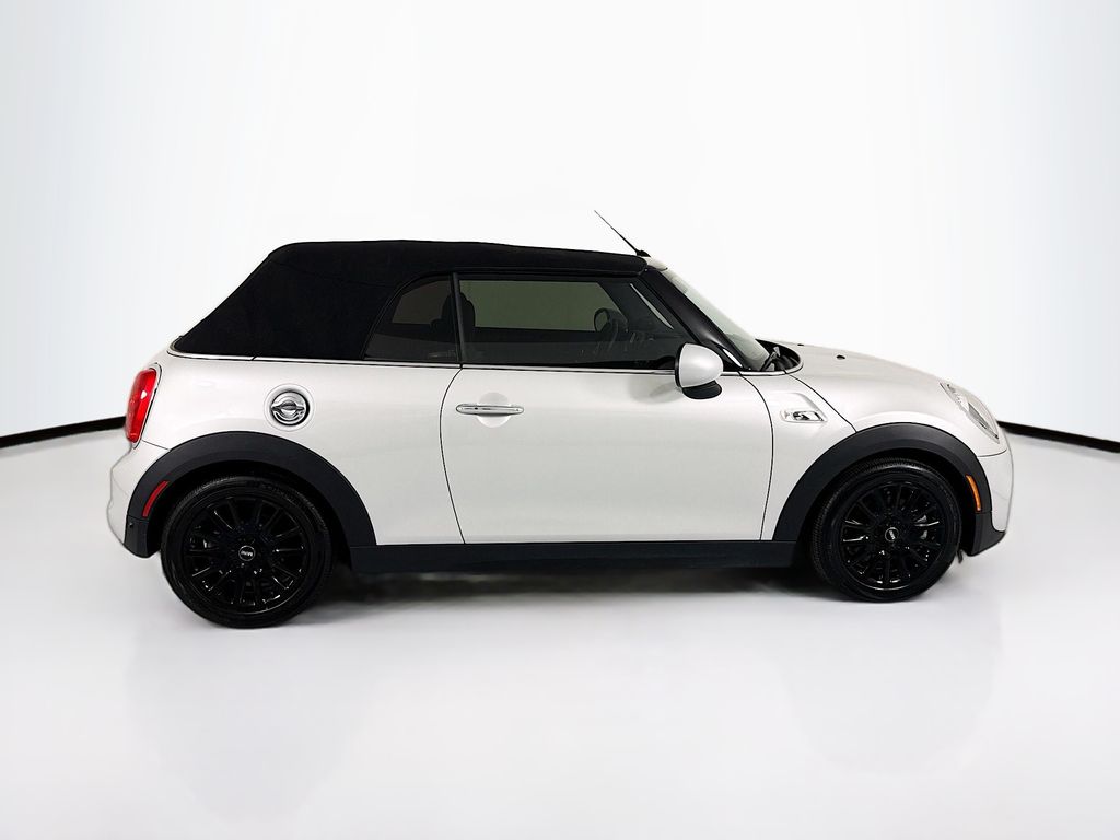 Thumbnail: 2018 MINI Cooper - 12