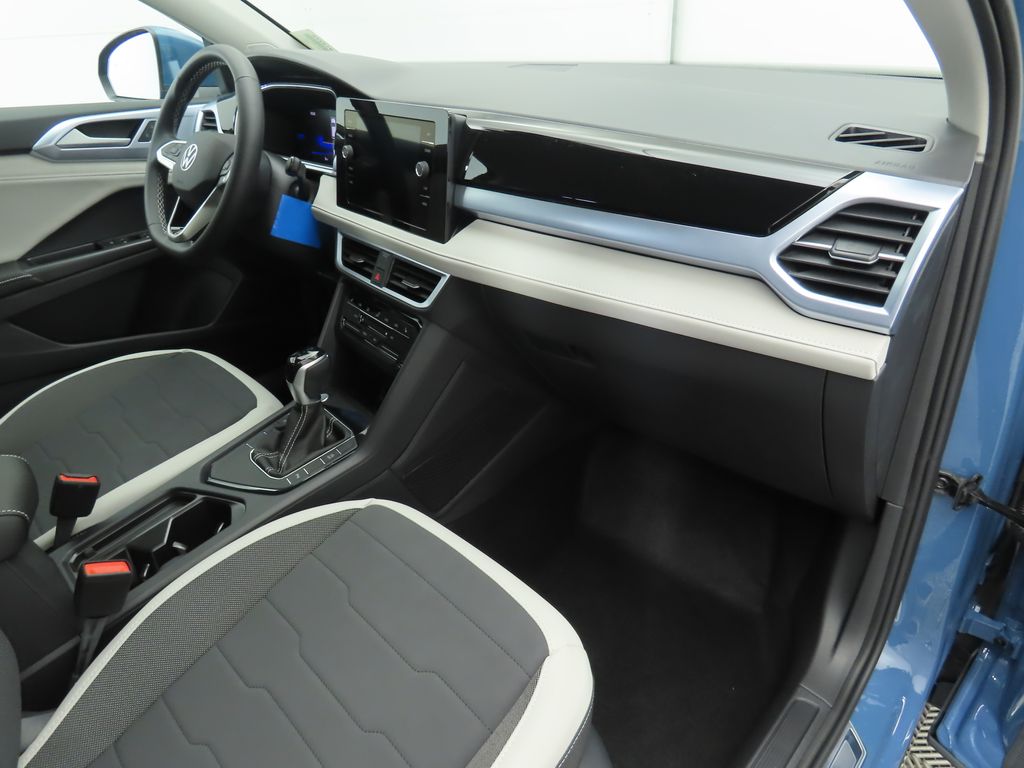 Thumbnail: 2026 Volkswagen Taos - 17