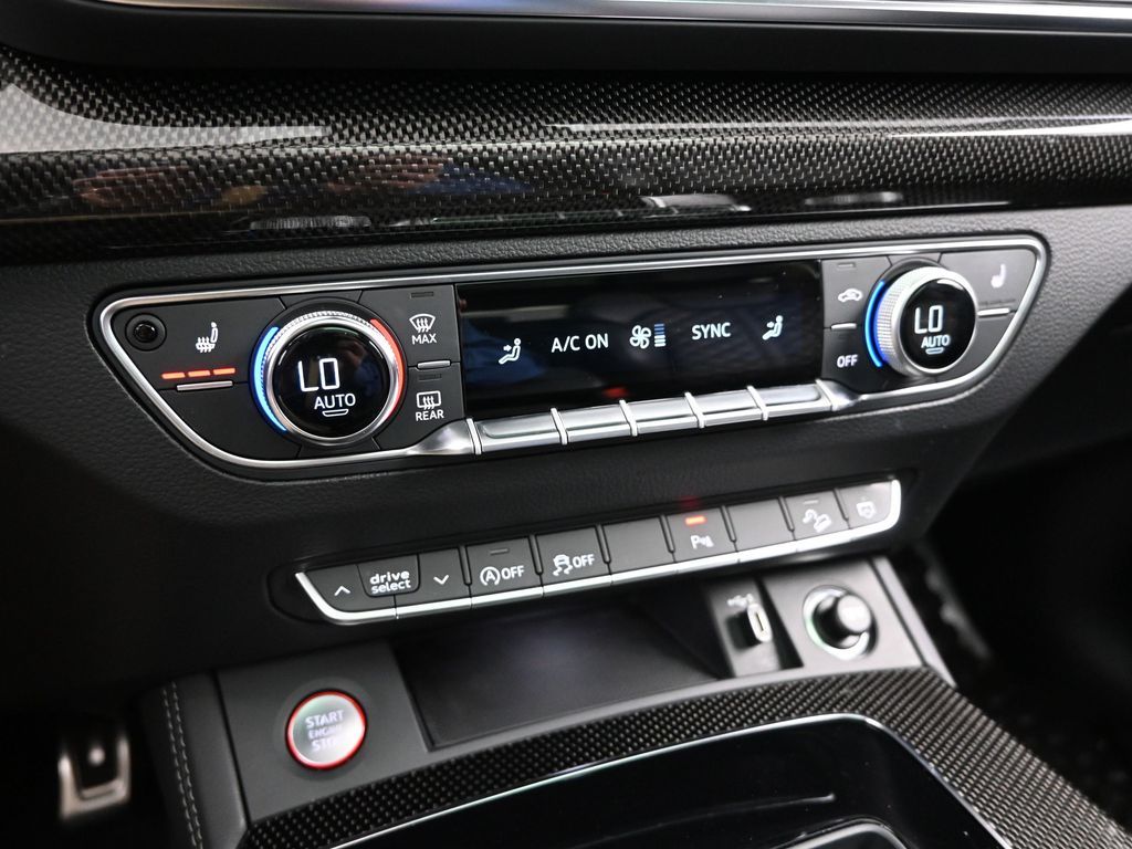2023 Audi SQ5 3.0T quattro Premium Plus