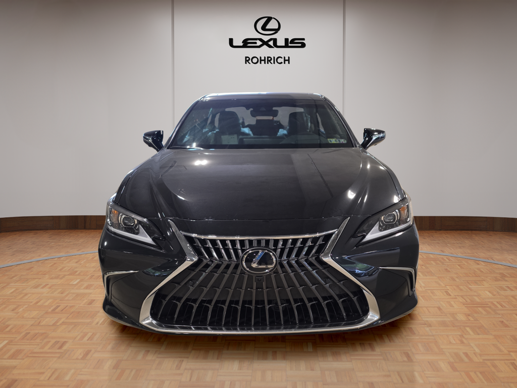 2025 Lexus ES Hybrid 300h Luxury's photo