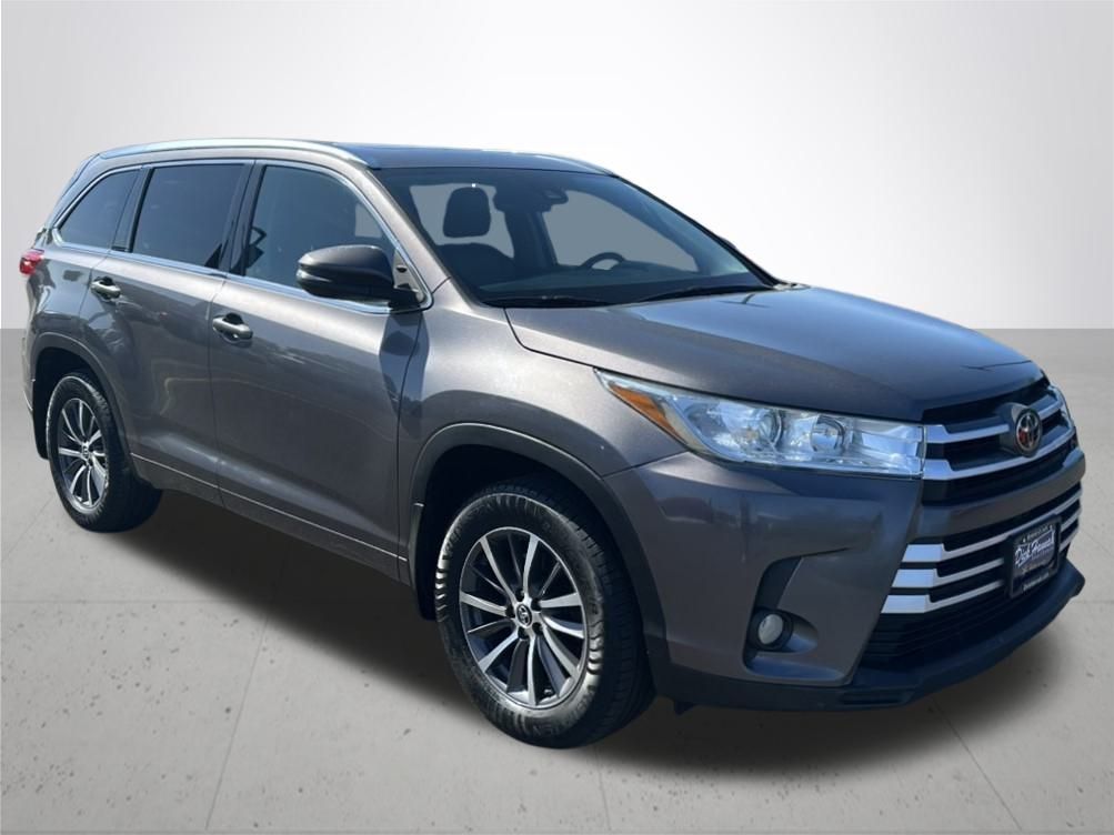 2018 Toyota Highlander 
