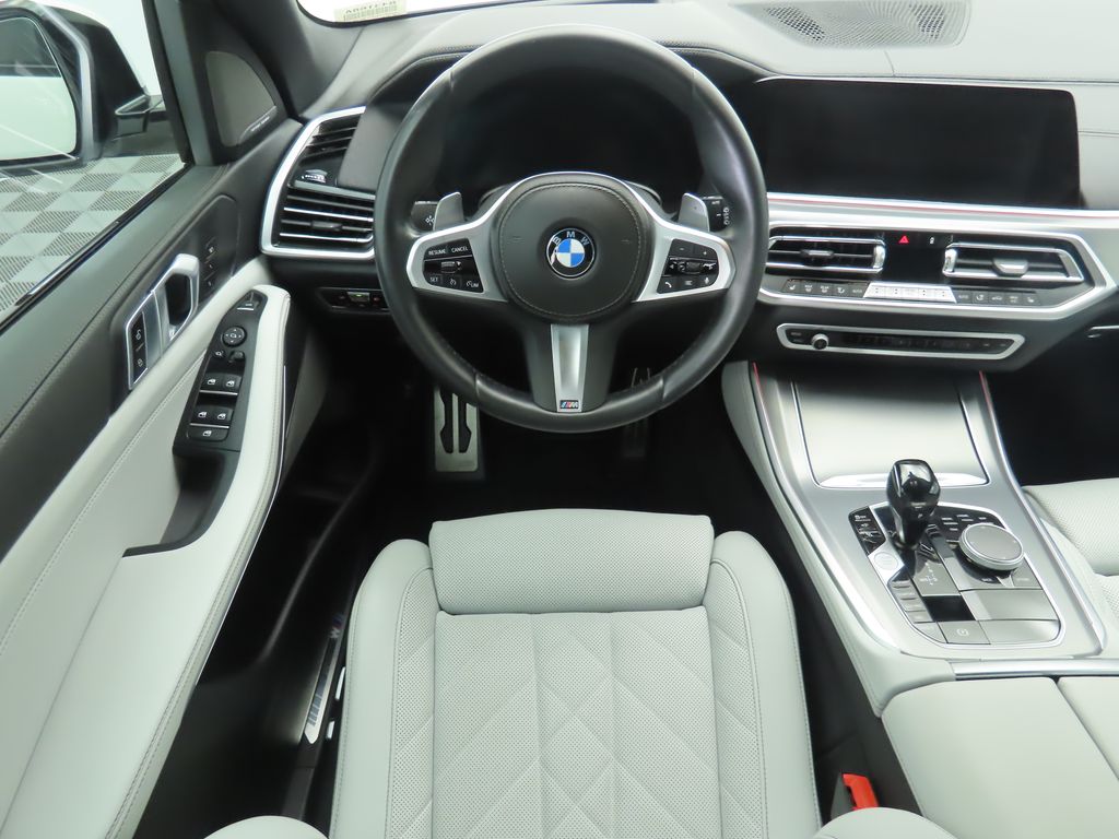 Thumbnail: 2023 BMW X5 - 10