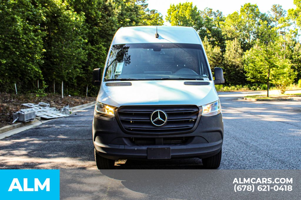 Used 2023 White Mercedes-Benz Cargo 170 WB image 10