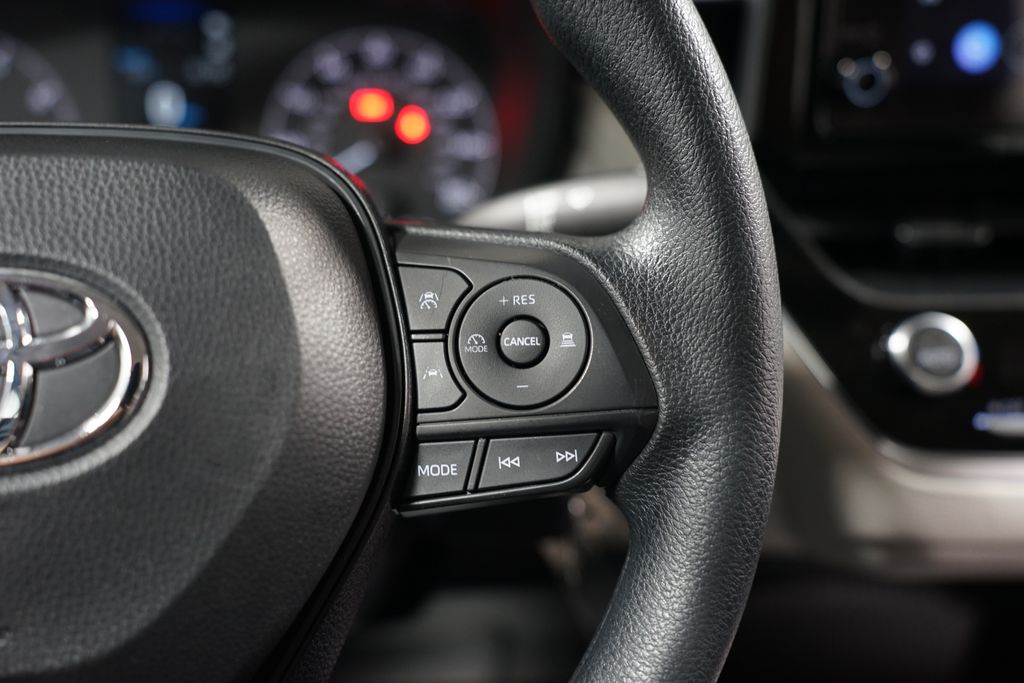 2024 Toyota Corolla LE 13