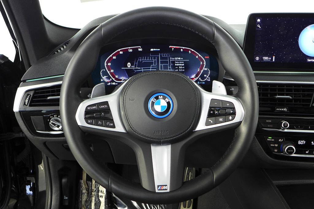 Thumbnail: 2023 BMW 5 Series - 27