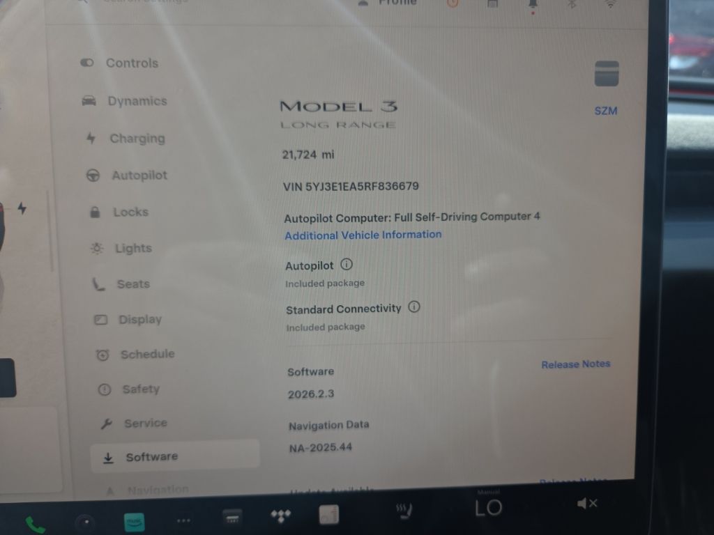 View vehicle photo 6