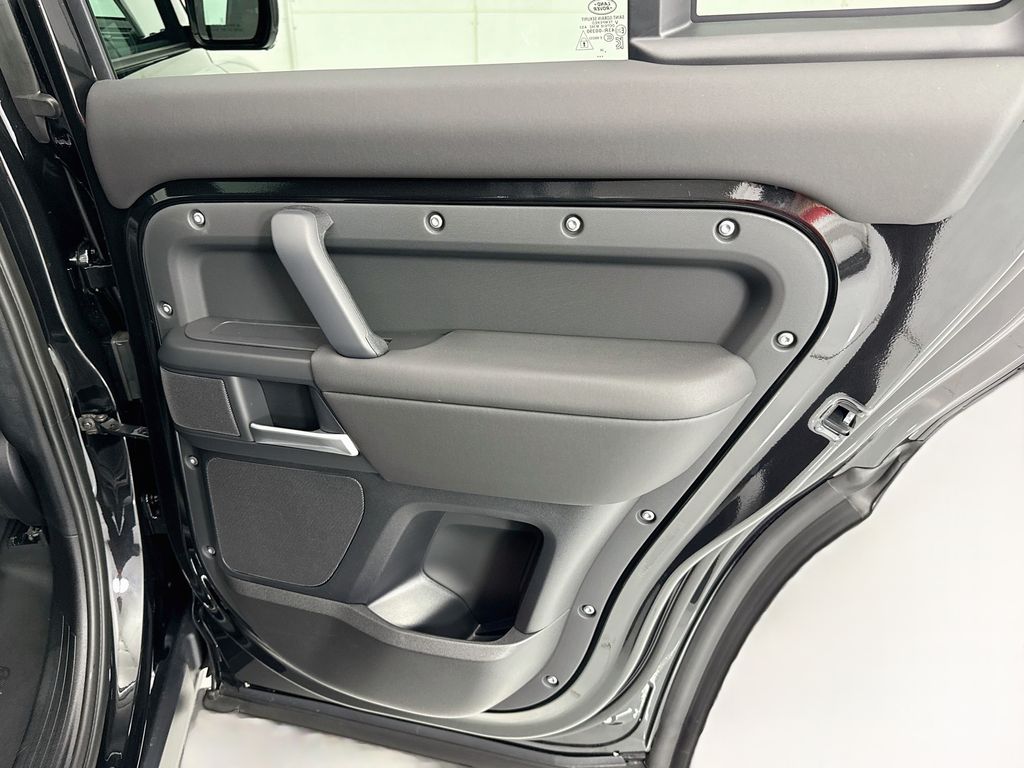 Thumbnail: 2026 Land Rover Defender - 27