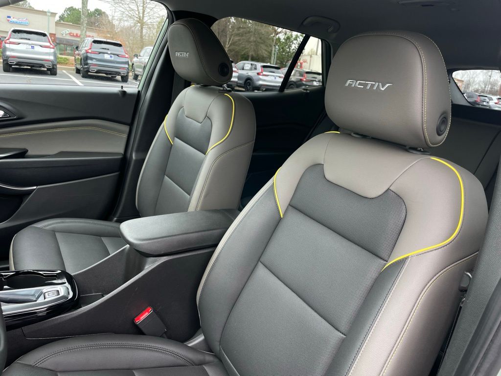 Thumbnail: 2025 Chevrolet Trax - 26