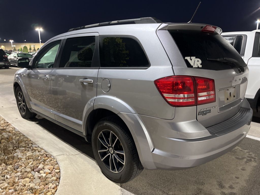 Thumbnail: 2018 Dodge Journey - 4