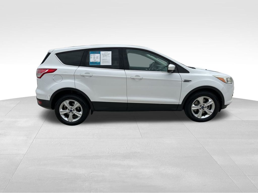 2014 Oxford White Ford Escape SE 4X4 SUV