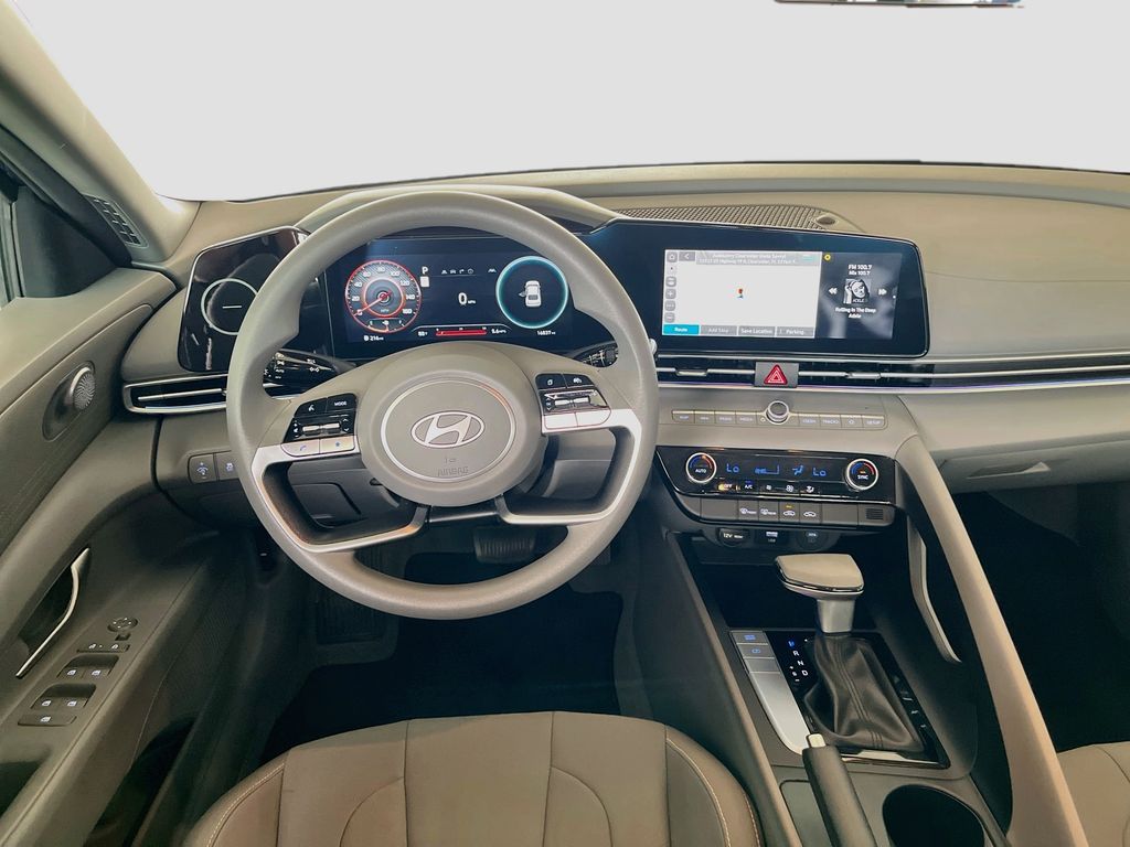Used 2024 Blue Hyundai SEL image 22