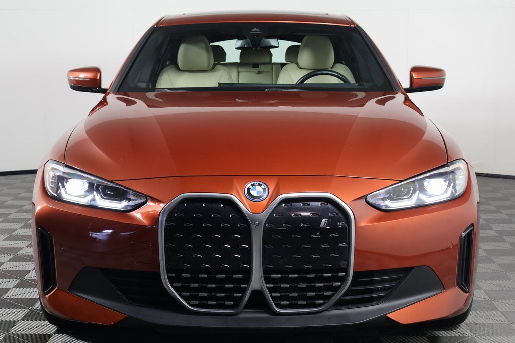 Thumbnail: 2023 BMW i4 - 2