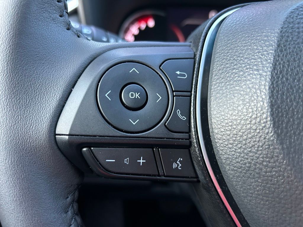 2024 Toyota RAV4 XLE Premium 20