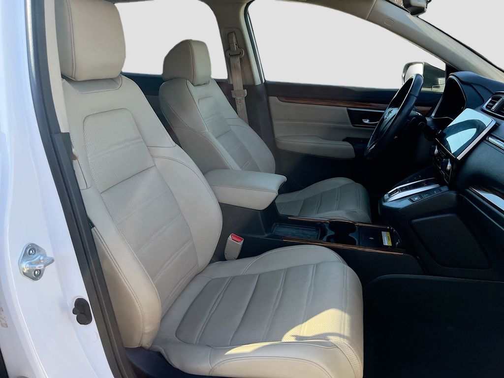 Used 2022 White Honda Touring image 29