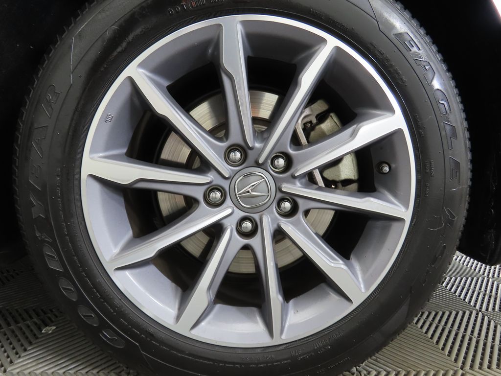 Thumbnail: 2018 Acura TLX - 31