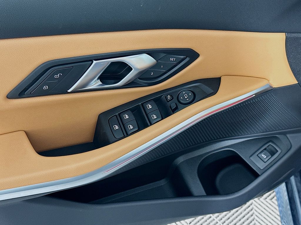 Thumbnail: 2026 BMW 3 Series - 20