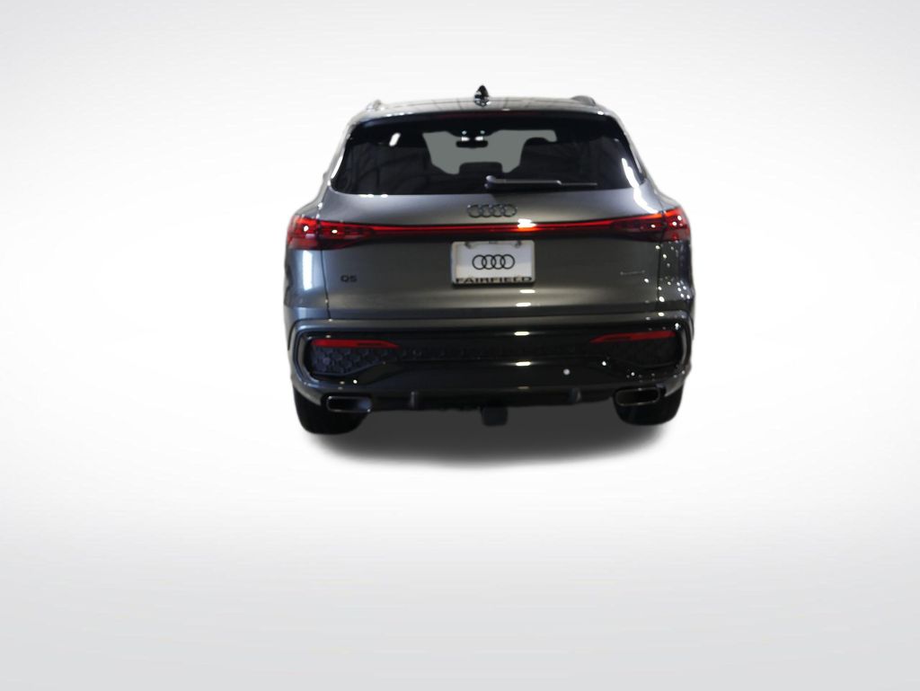 Thumbnail: 2026 Audi Q5 - 4