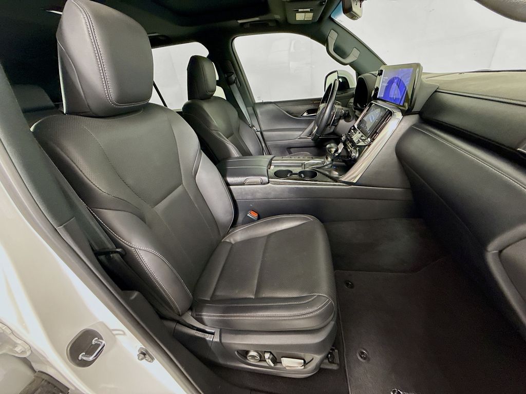 Thumbnail: 2022 Lexus LX - 29