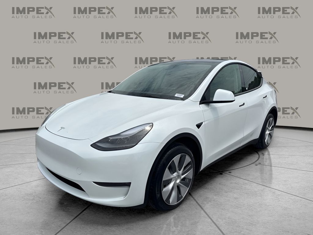2023 Tesla Model Y Long Range Dual Motor All-Wheel Drive's photo