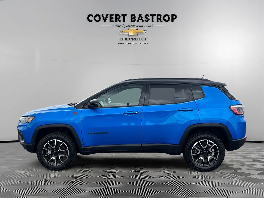 Used Car 2025 Jeep Compass  Trailhawk For Sale Under $30,000 In Austin, Texas