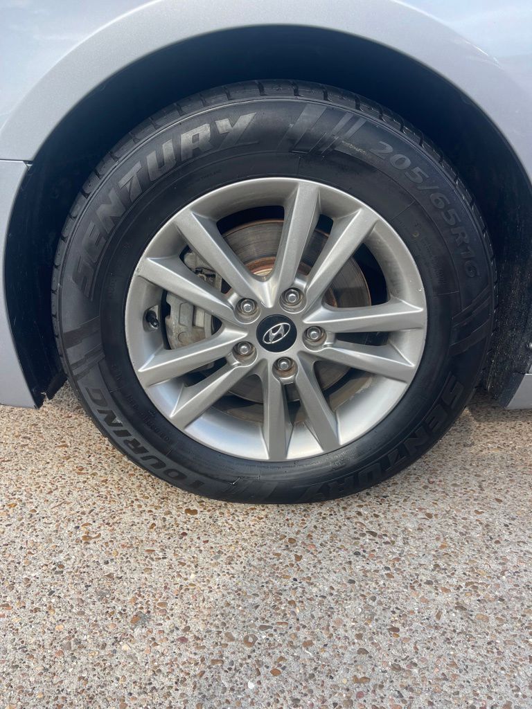 2017 Hyundai Sonata SE Gray at Don McGill Toyota