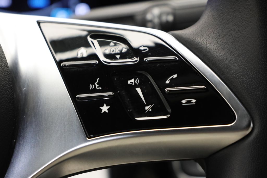 Thumbnail: 2026 Mercedes-Benz GLA - 21