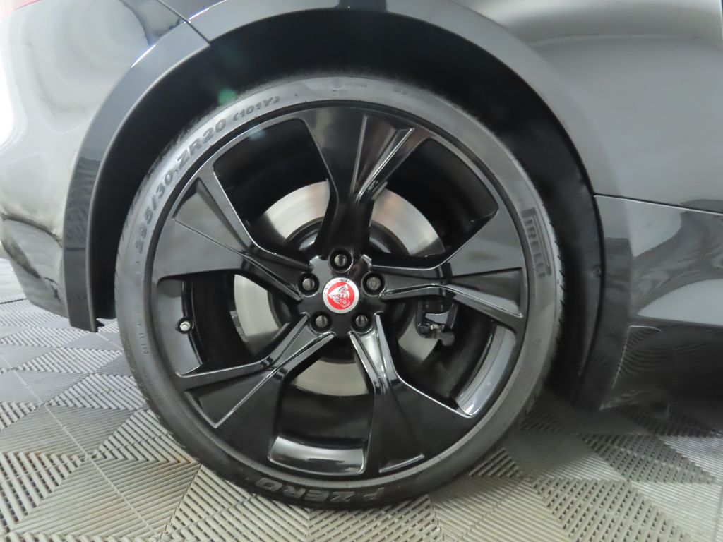 Thumbnail: 2022 Jaguar F-Type - 29