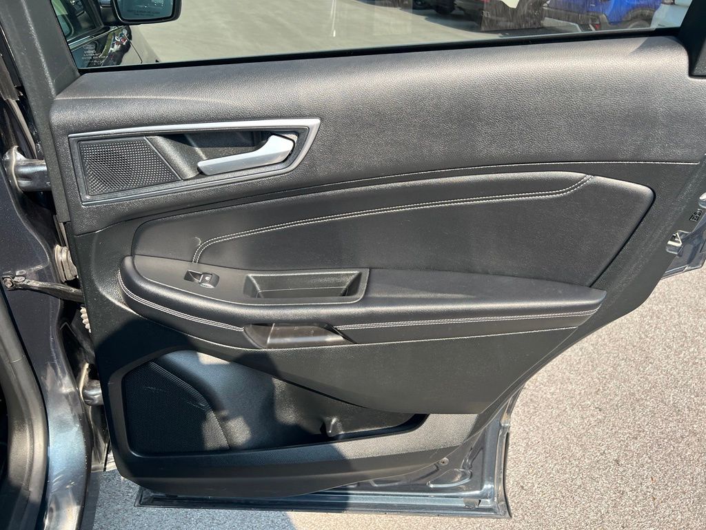 Used 2022 Ford Edge SUV