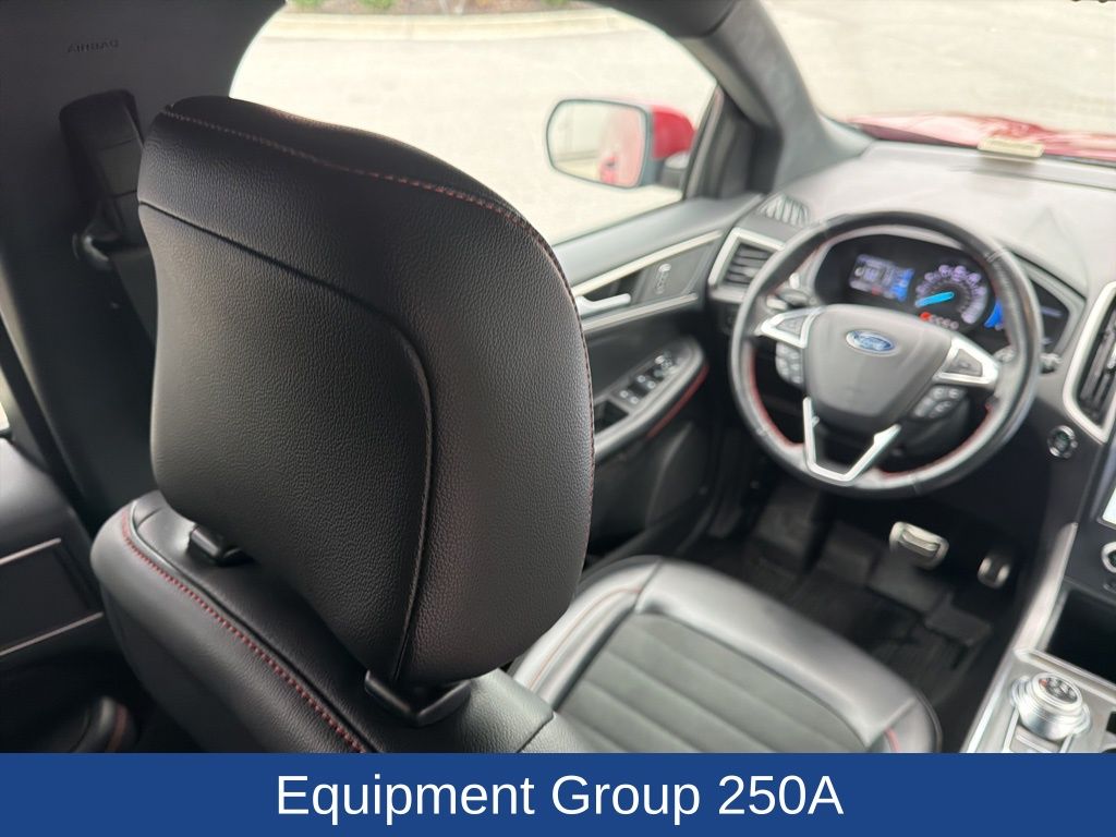 2022 Ford Edge ST-Line