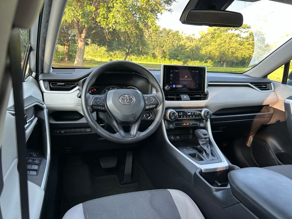 Thumbnail: 2023 Toyota RAV4 - 12