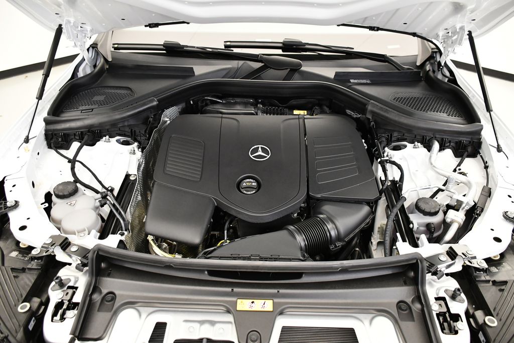 Thumbnail: 2026 Mercedes-Benz GLC - 11