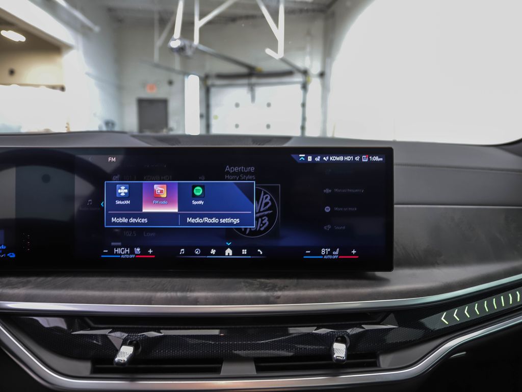 Thumbnail: 2024 BMW X5 - 15