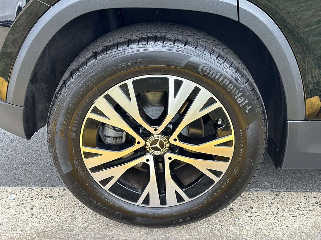 Thumbnail: 2025 Mercedes-Benz GLA - 16