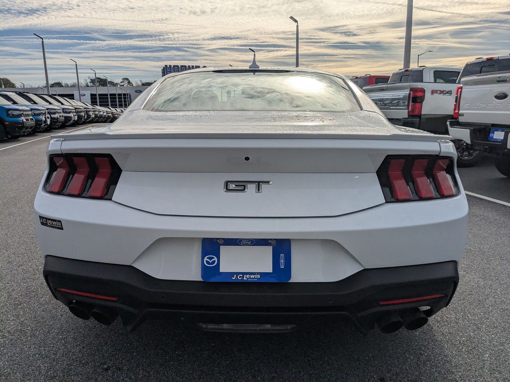 2026 Ford Mustang GT Premium Fastback
