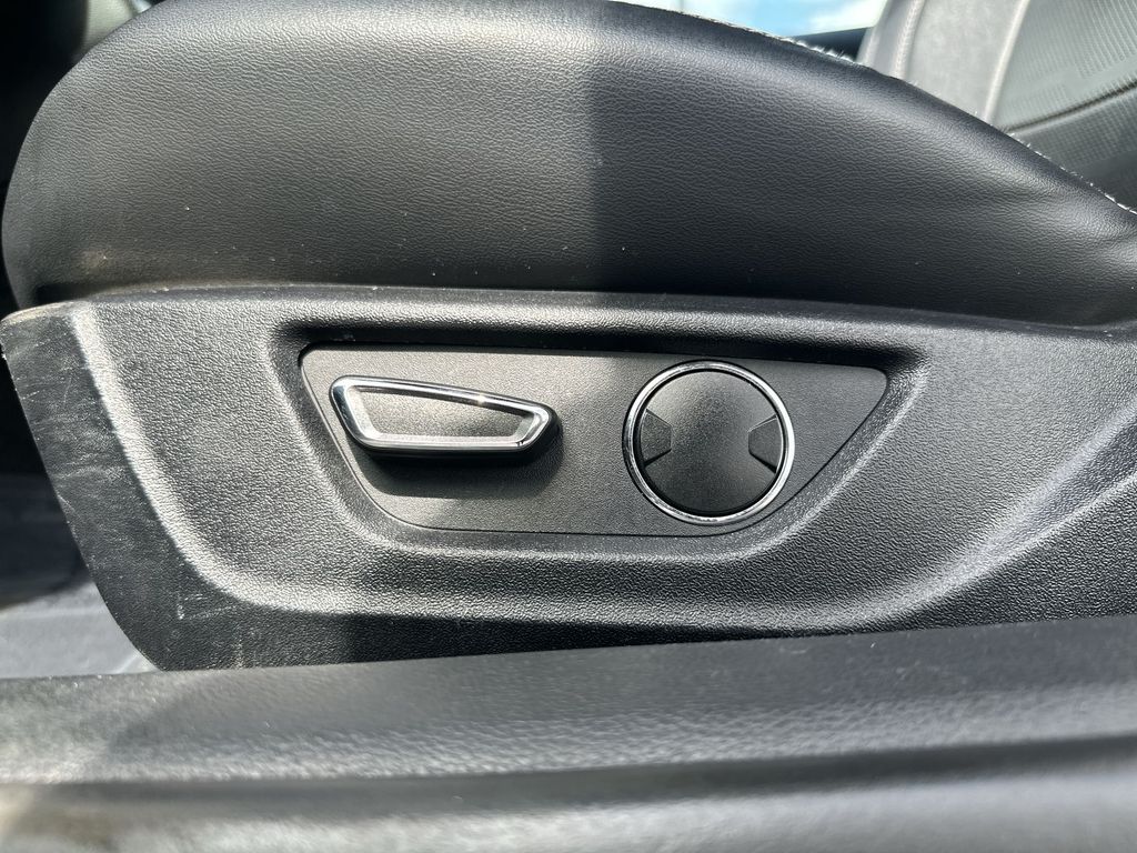 2019 Ford Mustang EcoBoost Premium - 11