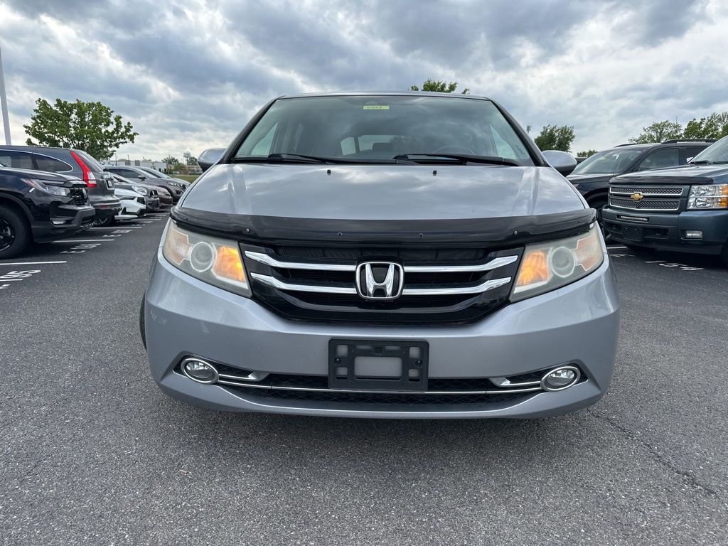 View vehicle photo 2
