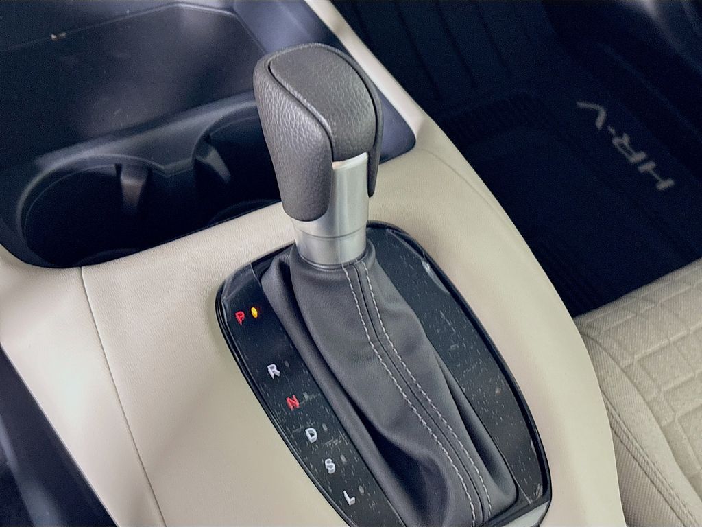 2025 Honda HR-V LX