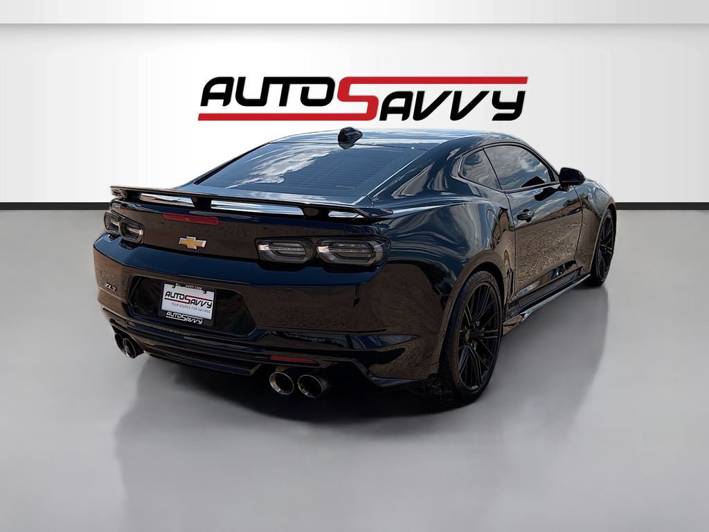 Used 2021 Black Chevrolet ZL1 image 7