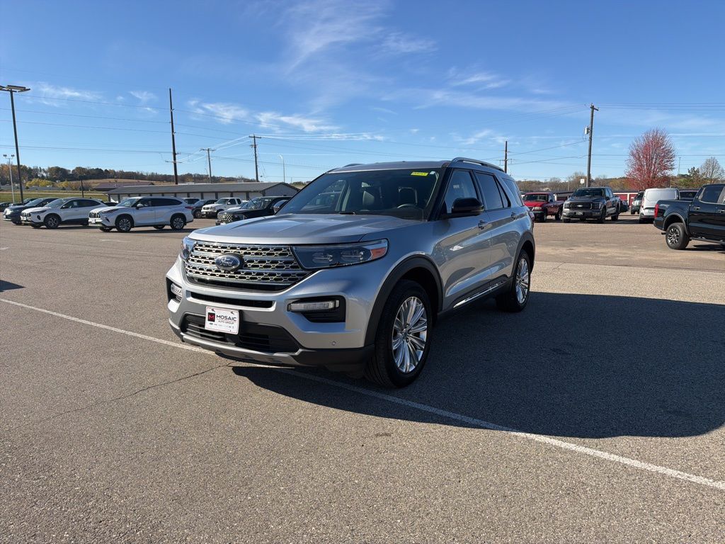 2022 Ford Explorer