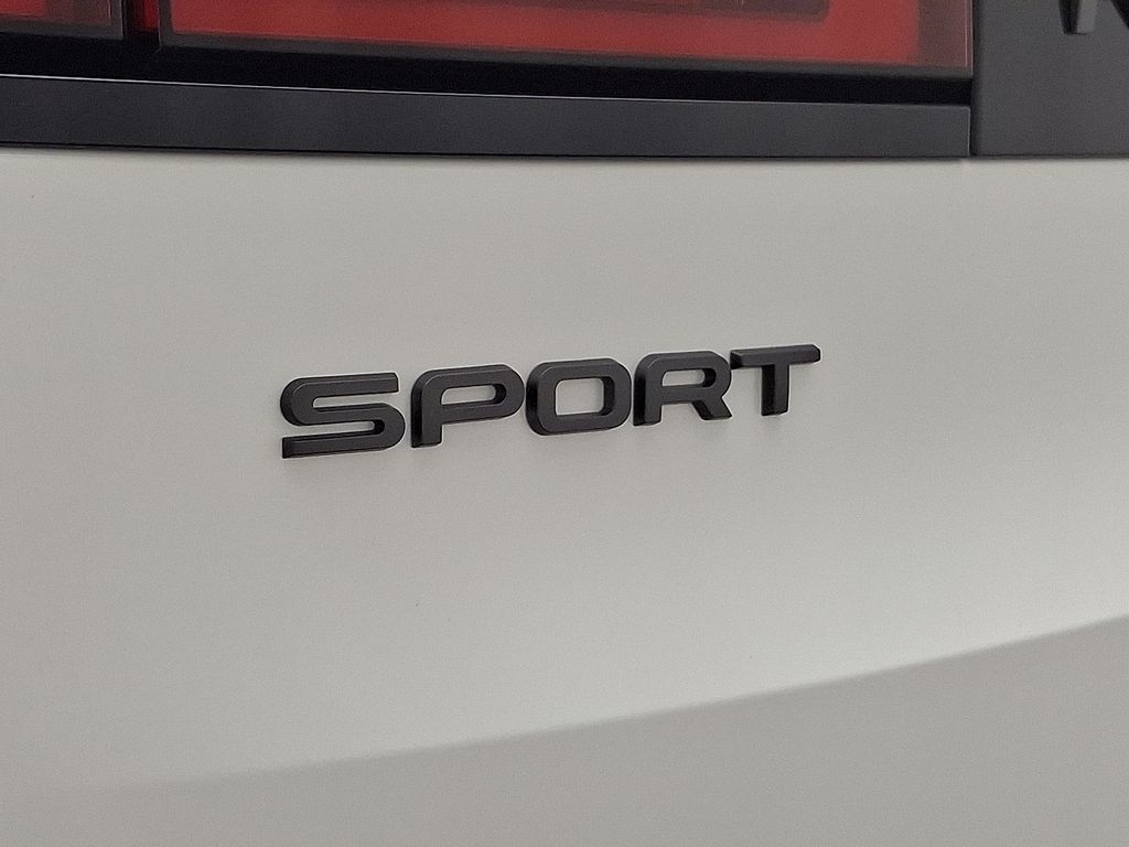 Thumbnail: 2025 Land Rover Range Rover Sport - 21